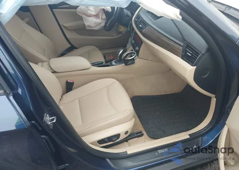 2014 BMW X1 xDrive28I z USA, uszkodzony, nr VIN WBAVL1C53EVY15620